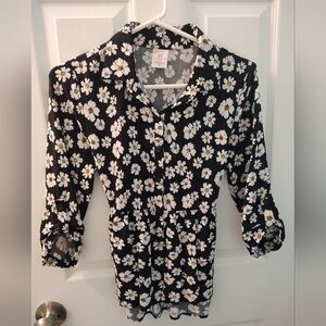 No Boundaries Black Babydoll Top With Flowers Juniors Size Small